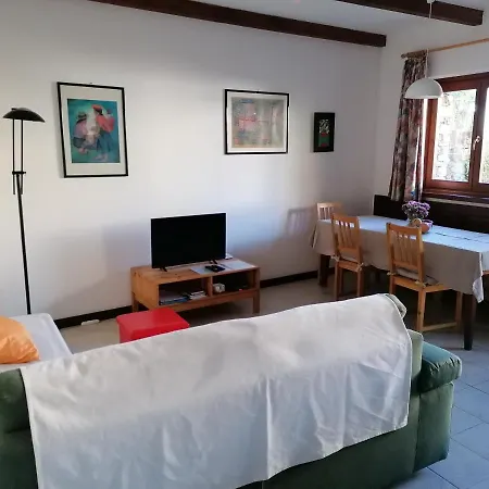 Dom wakacyjny Casa Cicala Trarego
